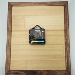 木製　イタズラ好きのネコちゃん壁掛け時計　 8枚目の画像