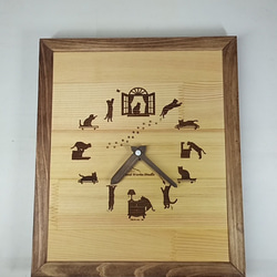 木製　イタズラ好きのネコちゃん壁掛け時計　 5枚目の画像