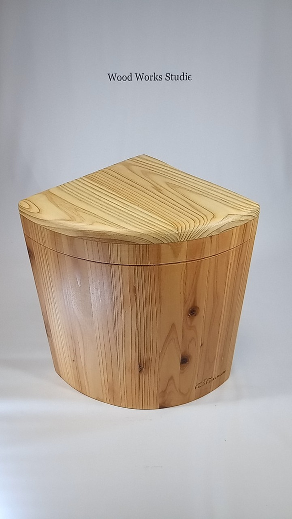 木製　トライアングル型　サニタリーBOX　ゴミ箱 8枚目の画像