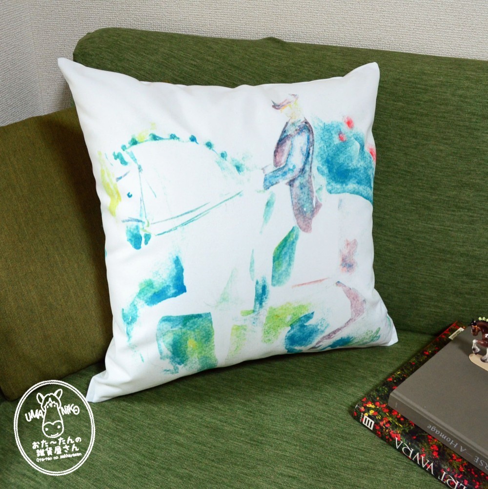 “Dressage(馬場馬術)”クッション　クッション本体付き