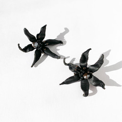 dry flower blackレザー 革 花　金属アレルギー対応　ブラック 2枚目の画像