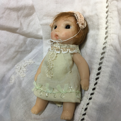 ☺︎︎ ハンドメイド  約8センチの女の子 ooak doll ✽.。. ハンドメイド 約8センチの女の子 ooak doll✽.。.:* その他人形 momo