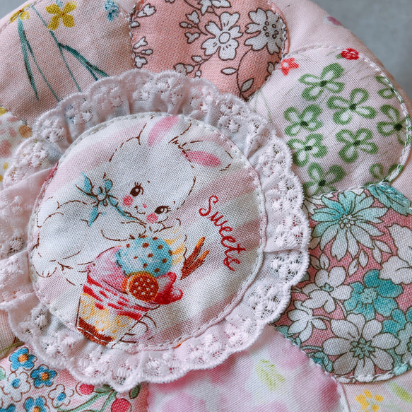 とびきりカワイイ♡パッチワークのまんまるお花ポシェット　ピンク 3枚目の画像