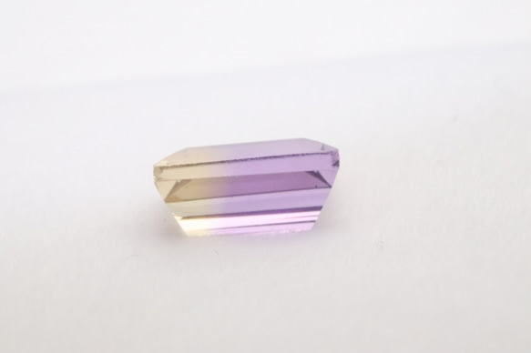 天然アメトリン 1.53ct ルース スクエア 3枚目の画像