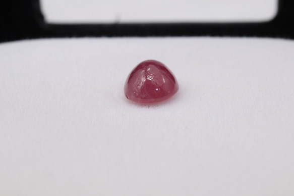 天然ルビー 1.537ct ルース カボション 宝石ソーティング付き（日本宝石科学協会） 2枚目の画像