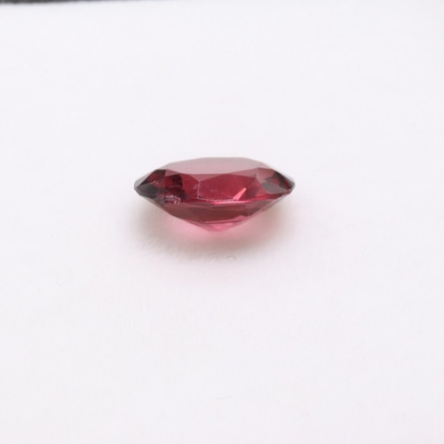 天然ロードライトガーネット 2.481ct ルース 欠けあり 宝石