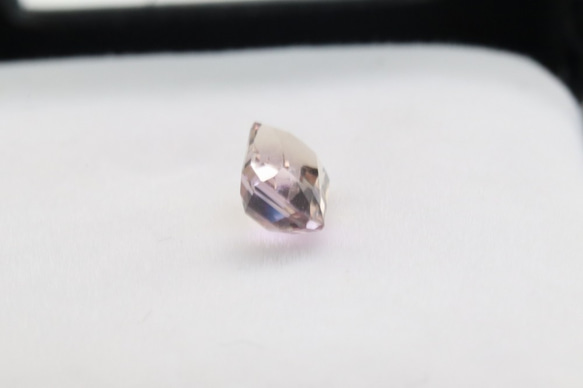 天然アメトリン 0.93ct ルース スクエア 3枚目の画像