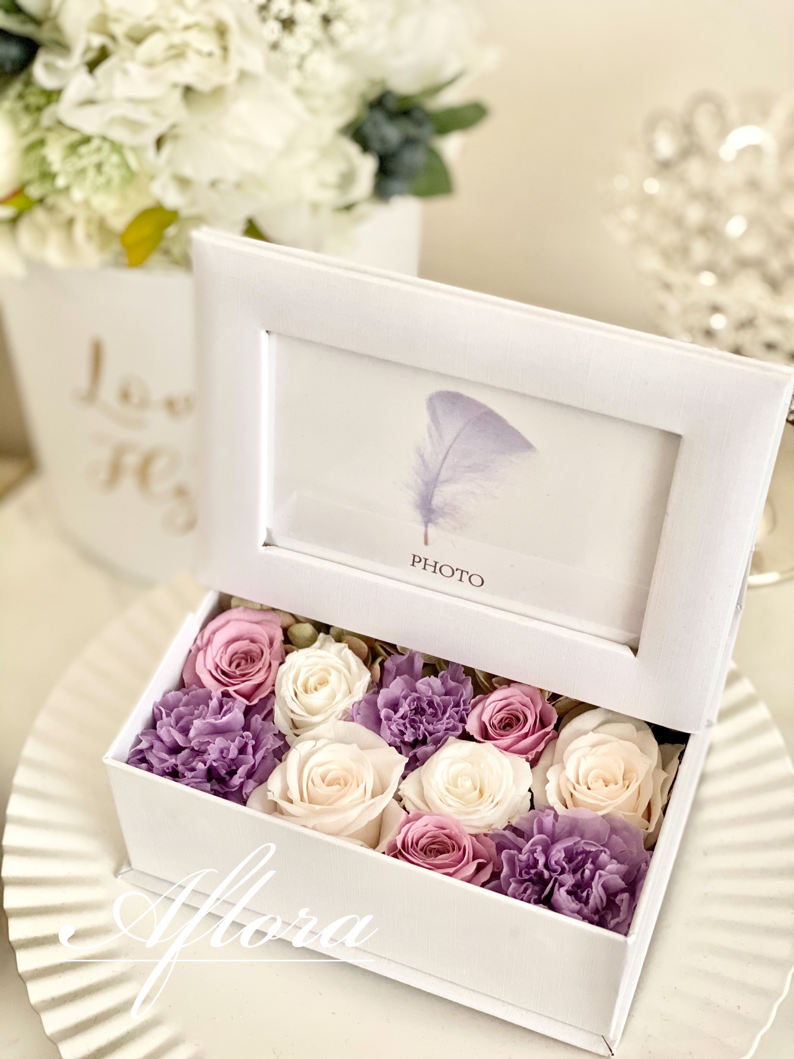 フォトフレーム　写真立て　プリザーブドフラワー　パープルアレンジメント　薔薇　カーネーション