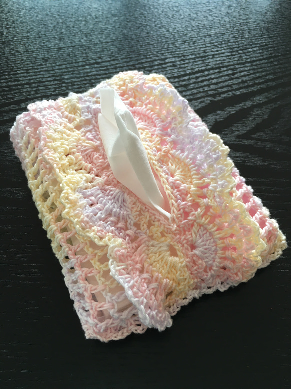 【みかんページ】ティッシュボックスカバー(ブルー)☆レース編みのブーケ みかん様専用ページ】ティッシュボックスカバー(ブルー)☆レース