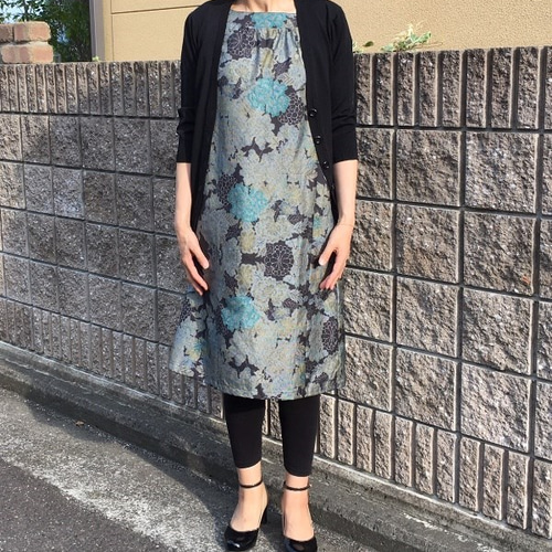 着物リメイクフレンチスリーブワンピース/黒地・花柄 ワンピース 