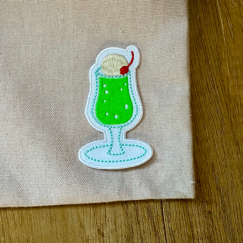 メロンソーダの刺繍ワッペン/ブローチ ブローチ nia 通販 9402864