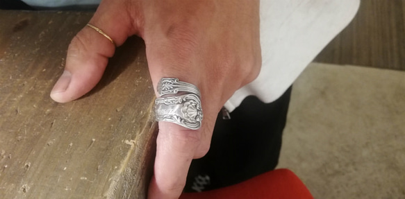 大尺寸也可以。美國古董銀湯匙翻新男士戒指“安娜” _730復古 第5張的照片