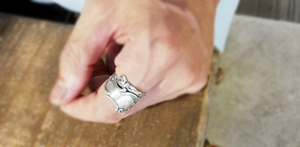 醒目的不對稱設計。 Antique Silver Spoon Remake Ring_0757 Vintage 第9張的照片