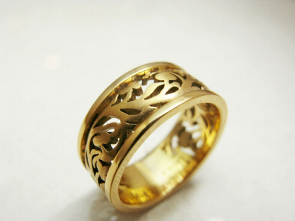 ＊受注製作＊豪華なルネサンス文様デザイン。繊細な透かし細工のK18金ゴールドリング(S)結婚指輪にも 2枚目の画像