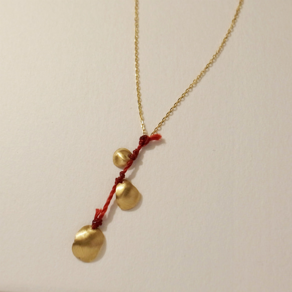 簡約時尚18K金女式項鍊：3條 紅色簡約 第1張的照片