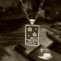 梅に流水】ペンダントネックレス/和柄オーバーレイシルバー 1点限り