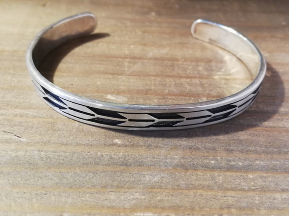 [Arrow Bangle] Japanese Pattern Overlay Silver Recommended for w 第8張的照片