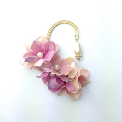 hydrangea ear hook☆gradation pink 1枚目の画像