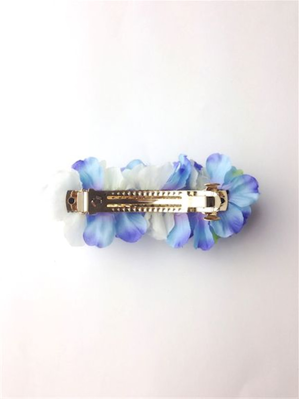 petal  barrette 8cm☆gradation blue×white 2枚目の画像
