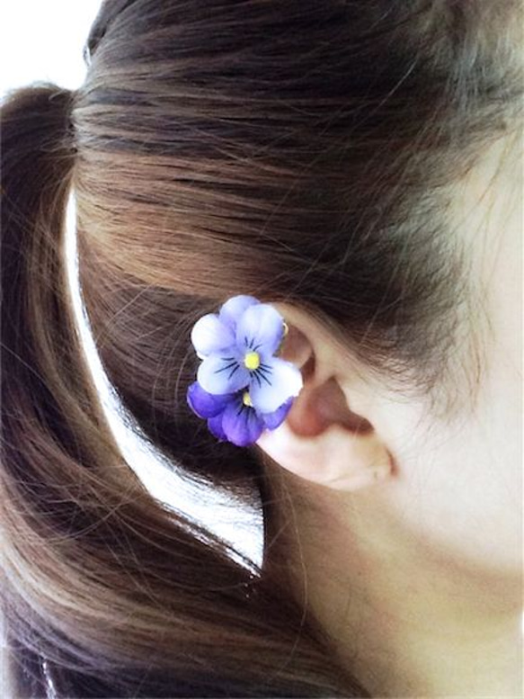 petite bouquet earring☆viola 1枚目の画像