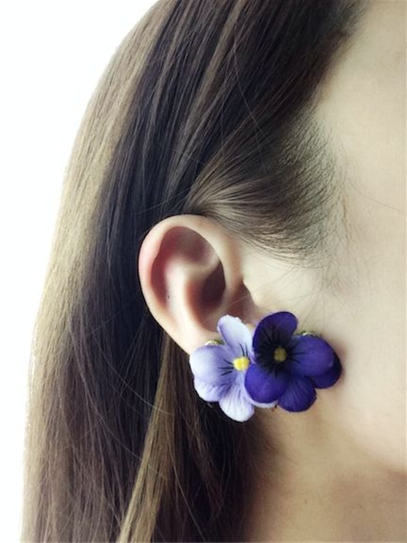 petite bouquet earring☆viola 2枚目の画像