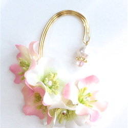 blossom rose ear hook☆ frill☆全３色 4枚目の画像