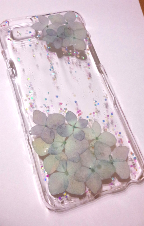本物のお花　紫陽花のiPhoneケース 2枚目の画像