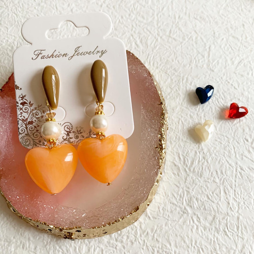 handmade♡同梱送料無料♡アクリルハート♡ピアス♡ ピアス（フック