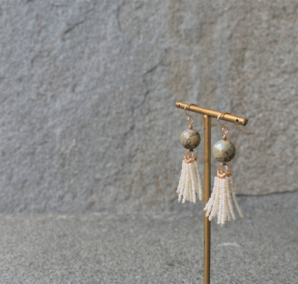 La terre　ピアス　　ブルー系