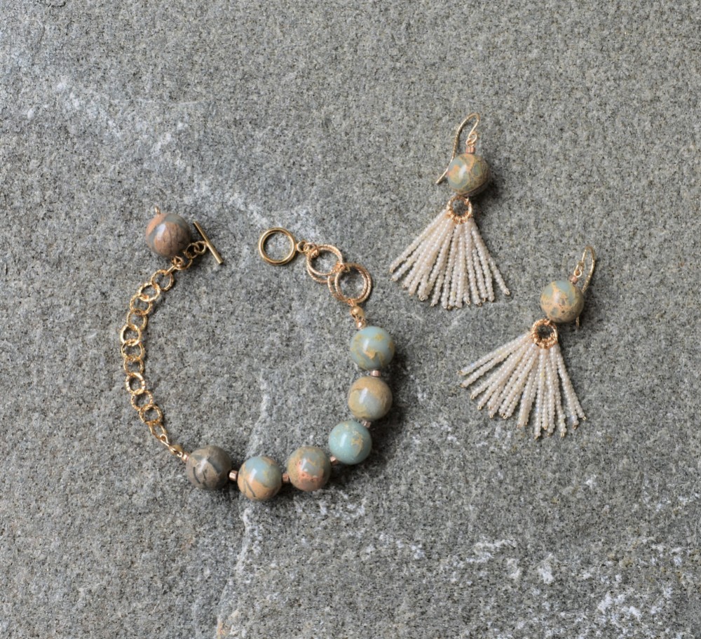 La terre　ピアス　　ブルー系