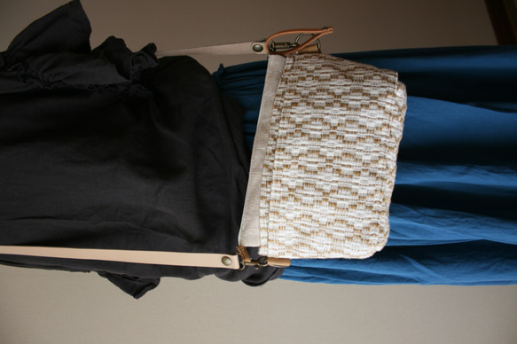 北欧手織りショルダーバッグ（ベージュ） 5枚目の画像