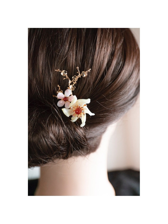 シェルのお花のかんざし　ヘアアクセサリー　ヘアコーム　和装髪飾り　 6枚目の画像