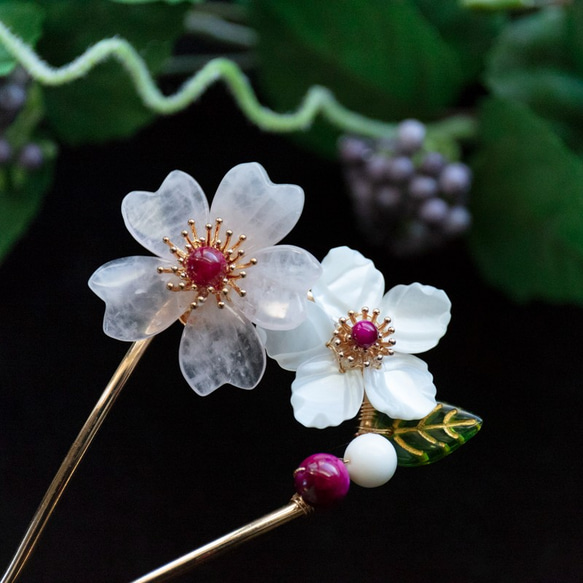 ローズクォーツと馬蹄螺の桜のかんざし　天然石　U字　簪　 4枚目の画像