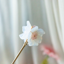 白いお花のかんざし　チェコガラス　 7枚目の画像