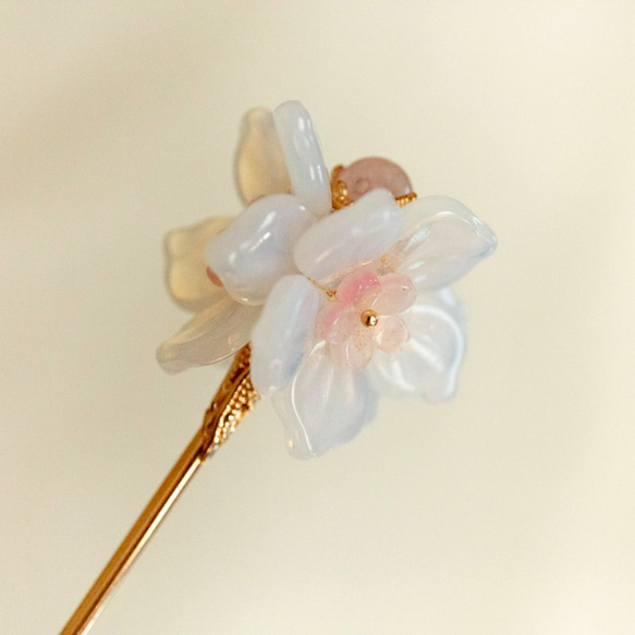 白いお花のかんざし　チェコガラス　 8枚目の画像