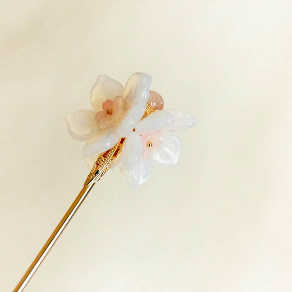 白いお花のかんざし　チェコガラス　 10枚目の画像