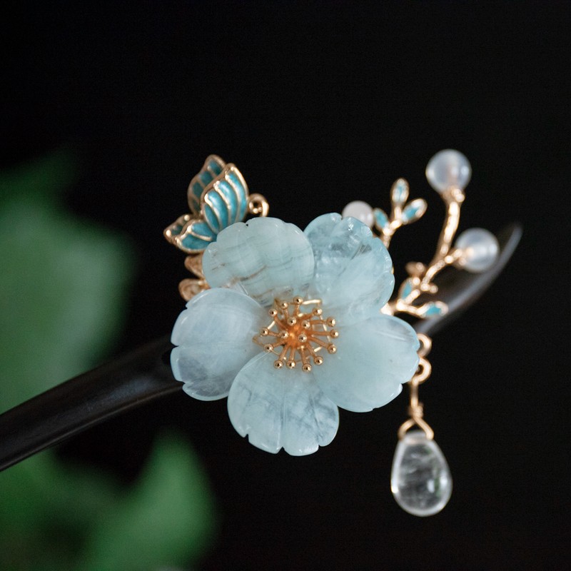 天然石アクアマリンによる花と蝶のかんざし 檀木 木製１本かんざし　 お呼ばれ パーティー 七五三 卒業式 入園式 入学式