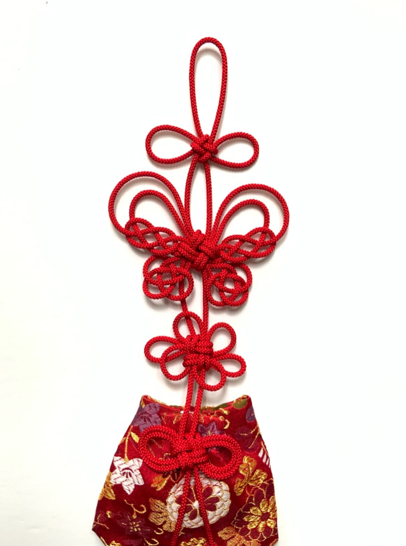 かりろく（掛け香）蝶　赤（wall-hanging incense bag)　 2枚目の画像