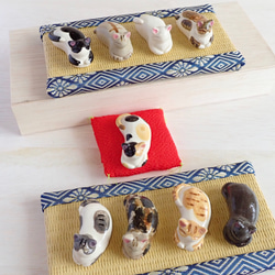 香箱座り お昼寝 猫 箸置き 陶器 箸・箸置き Pottery Nagomi 通販