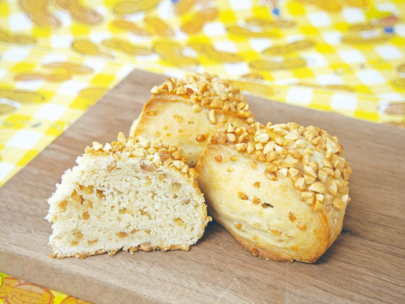 【生クリーム仕込みのしっとりスコーン】ピーナッツバタースコーン ３個セット 3枚目の画像