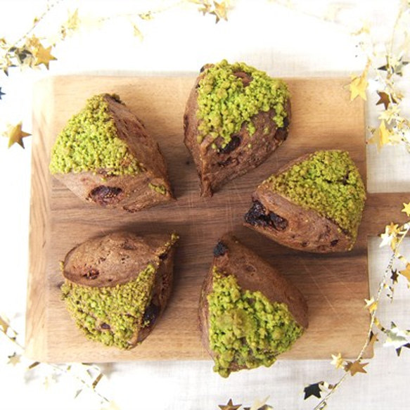 【生クリーム仕込みのスコーン】ラズベリーピスタチオスコーン3個セット 1枚目の画像