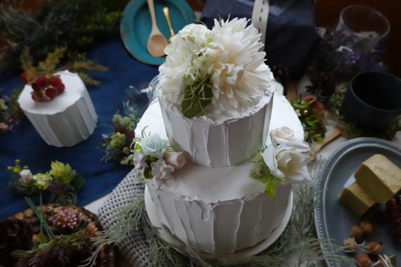 ドーム型花飾り [純白ホワイト]　バースデーケーキやウエディングボードの飾りに 6枚目の画像