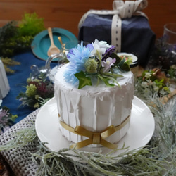 ドーム型花飾り [フェアリーブルー]　バースデーケーキやウエディングボードの飾りに 1枚目の画像