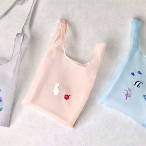 オーガンジー刺繍のミニエコバッグ〈うさぎ〉 トートバッグ