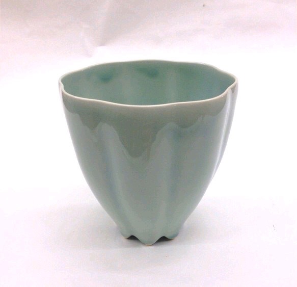 みずいろ輪花  花器