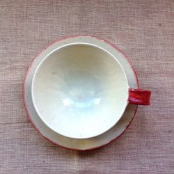 ティーカップ&ソーサー 赤 3枚目の画像