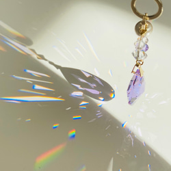 上質なクリスタルガラスがキラキラ 輝く サンキャッチャー バッグチャーム クリスマスプレゼントに✨️ 5枚目の画像