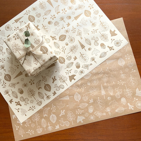 ラッピングペーパー / 北欧の森（B4サイズ）/クラフト 包装紙