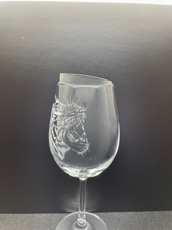 虎　ワイングラス 3枚目の画像