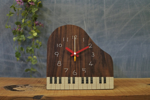 【再販】ピアノの時計 M　置時計・掛け時計兼用タイプ 1枚目の画像